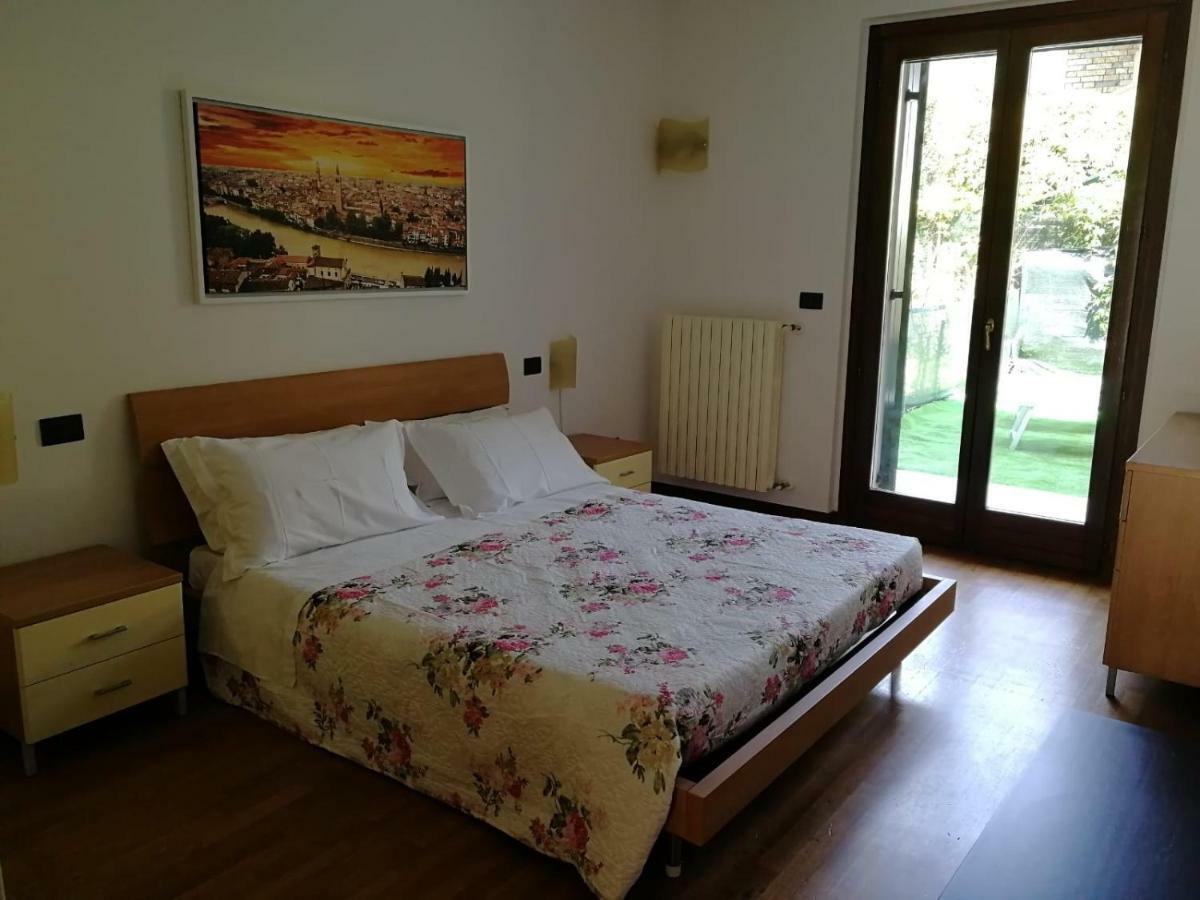Home Sweet Home Castelnuovo del Garda Exterior photo